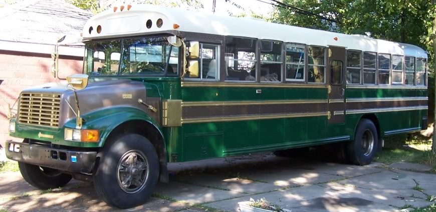A Buffalo Bus